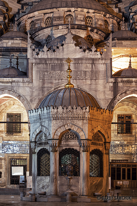 The ablutions fountain within the inner courtyard of the New Mosque in Istanbul, Turkey.