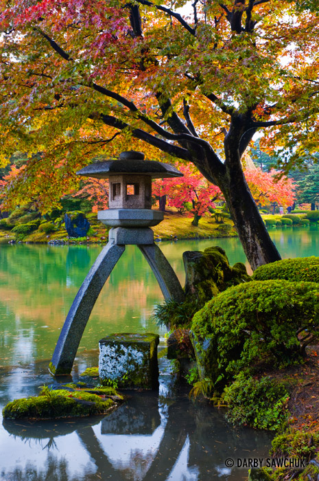 The iconic Kotoji-toro lantern in Kenrokuen garden in Kanazawa, Japan.