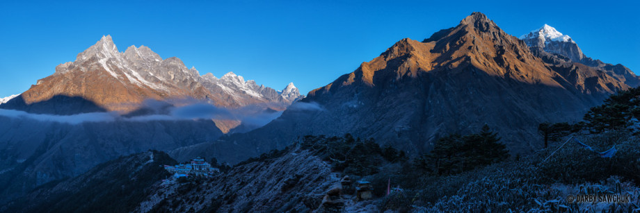 A panormic view of the area surrounding Tengboche and its monasteryon a frosty morning.