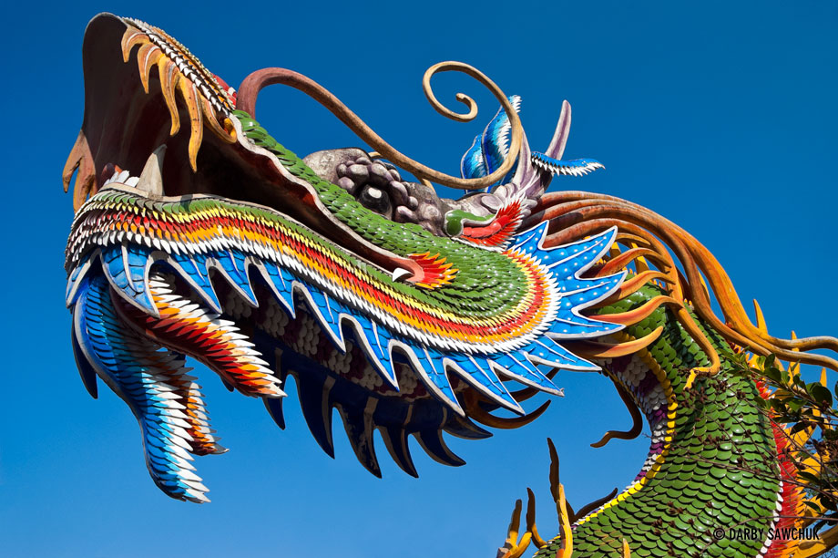 A colourful Chinese dragon sculpture at the taoist Bao-An Temple in Taipei, Taiwan.